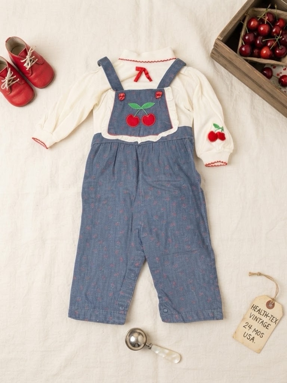 Vintage 80s/90s Health-tex Baby Girl Jumpsuit 24 M–Faux Denim Cherry Overall USA